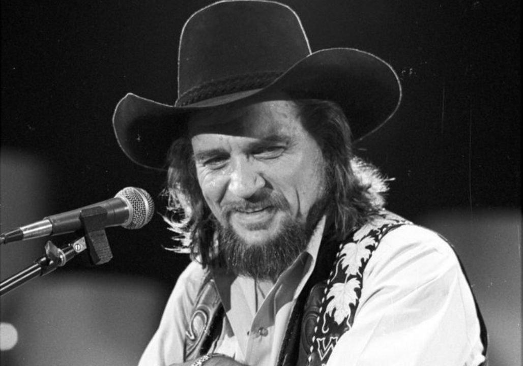 The Death of Waylon Jennings — The End of an Outlaw, the Legacy of a