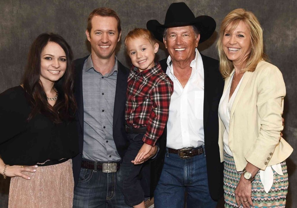 “THE DEEPEST HEARTACHE” STRAIT BREAKS DOWN AS WIFE NORMA